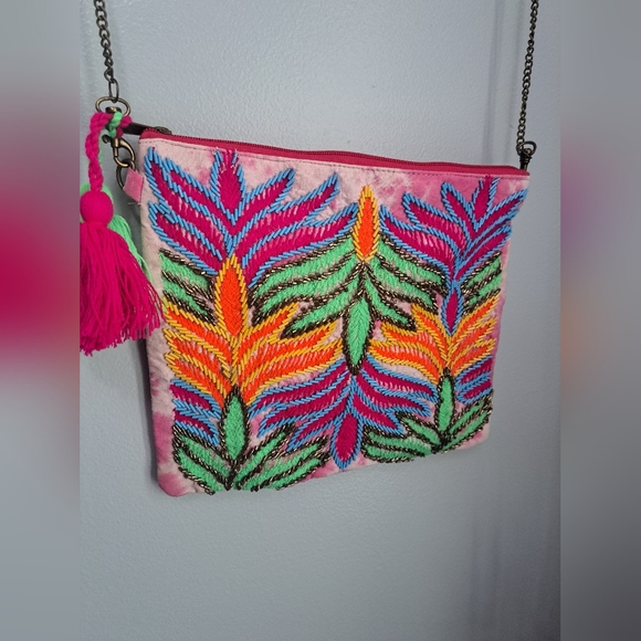 Katy Did Clutch, Crossbody Beaded Bag - Picture 3 of 8